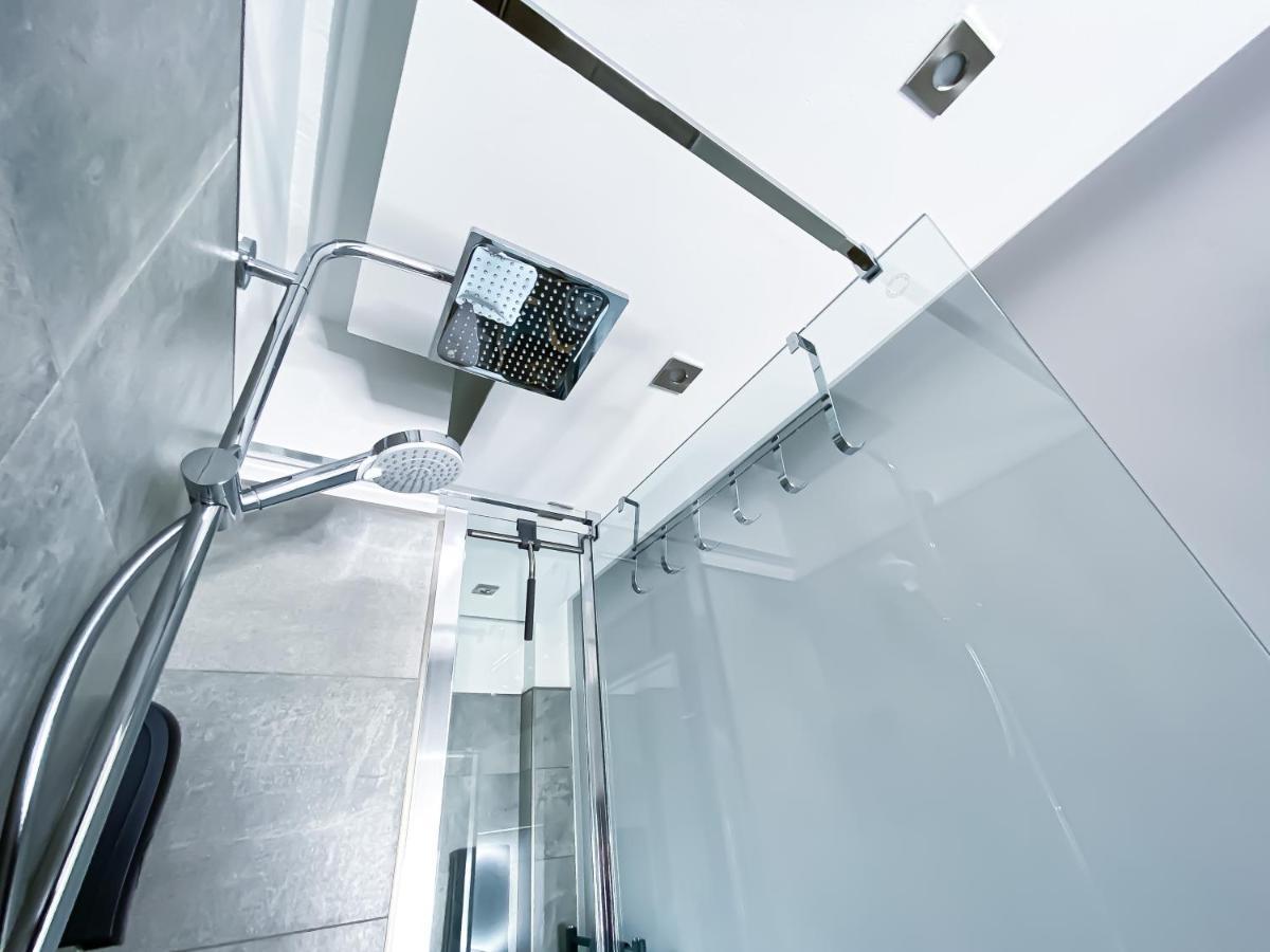 Modernes 2-zimmer-apartment, Nähe Der Neuen Leipziger Messe, Ideal Für Vier Personen Leipzig